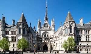 Private investigator tells phone-hacking trial of threat to ‘destroy’ him
